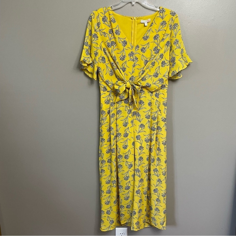 GB women’s size Medium Yellow Blue Floral Summer Jumpsuit Romper lined bow